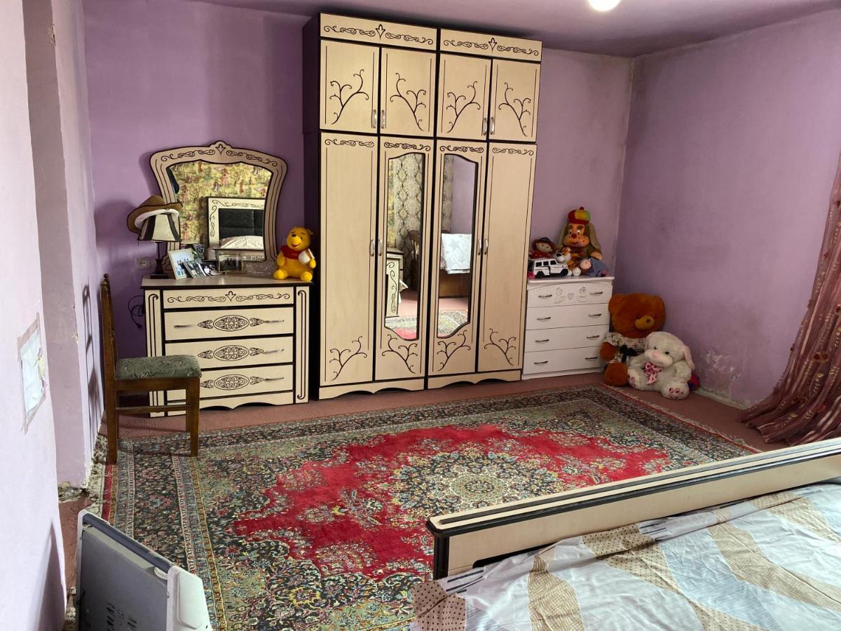 Ghukasavan Friend'S House Rooms Near Airport מראה חיצוני תמונה